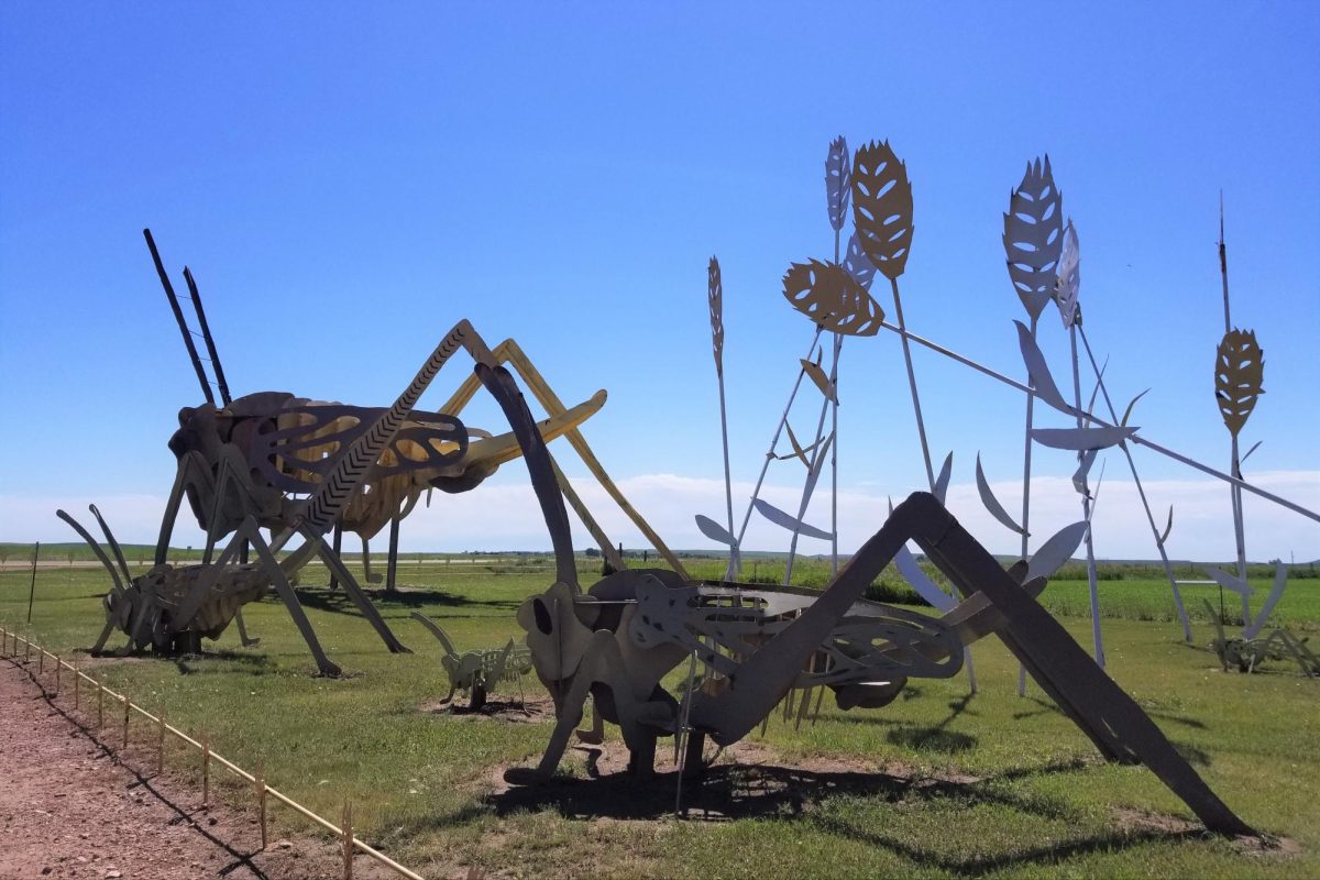 The+scrap+metal+artwork+Grasshoppers+in+the+Field+is+one+of+the+scrap+metal+artworks+along+North+Dakotas+Enchanted+Highway.+Photo+by+Skvader+%2F+Wikimedia+Commons